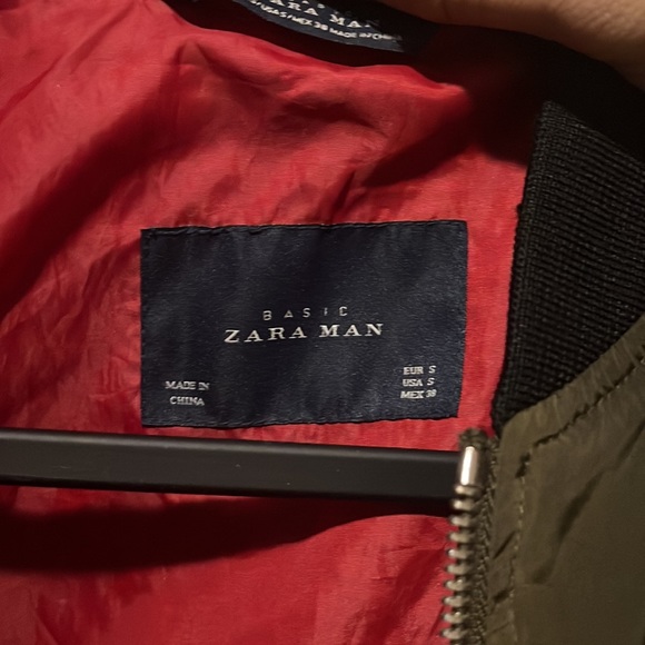 Zara bomber jacket - Picture 3 of 3